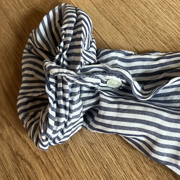 Blue button down - Picture 3 of 4